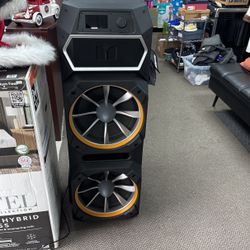 Monster G3, High Power Speaker 1800 W $250