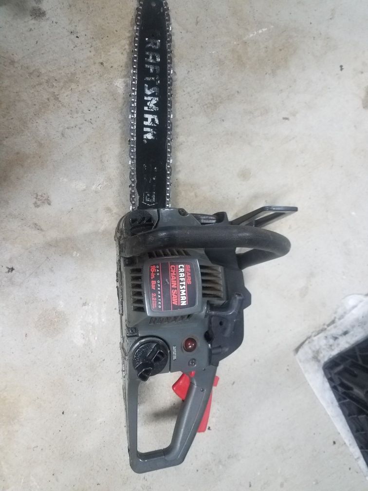 Craftsman gas 2.2 cu.in. chainsaw with 16" bar