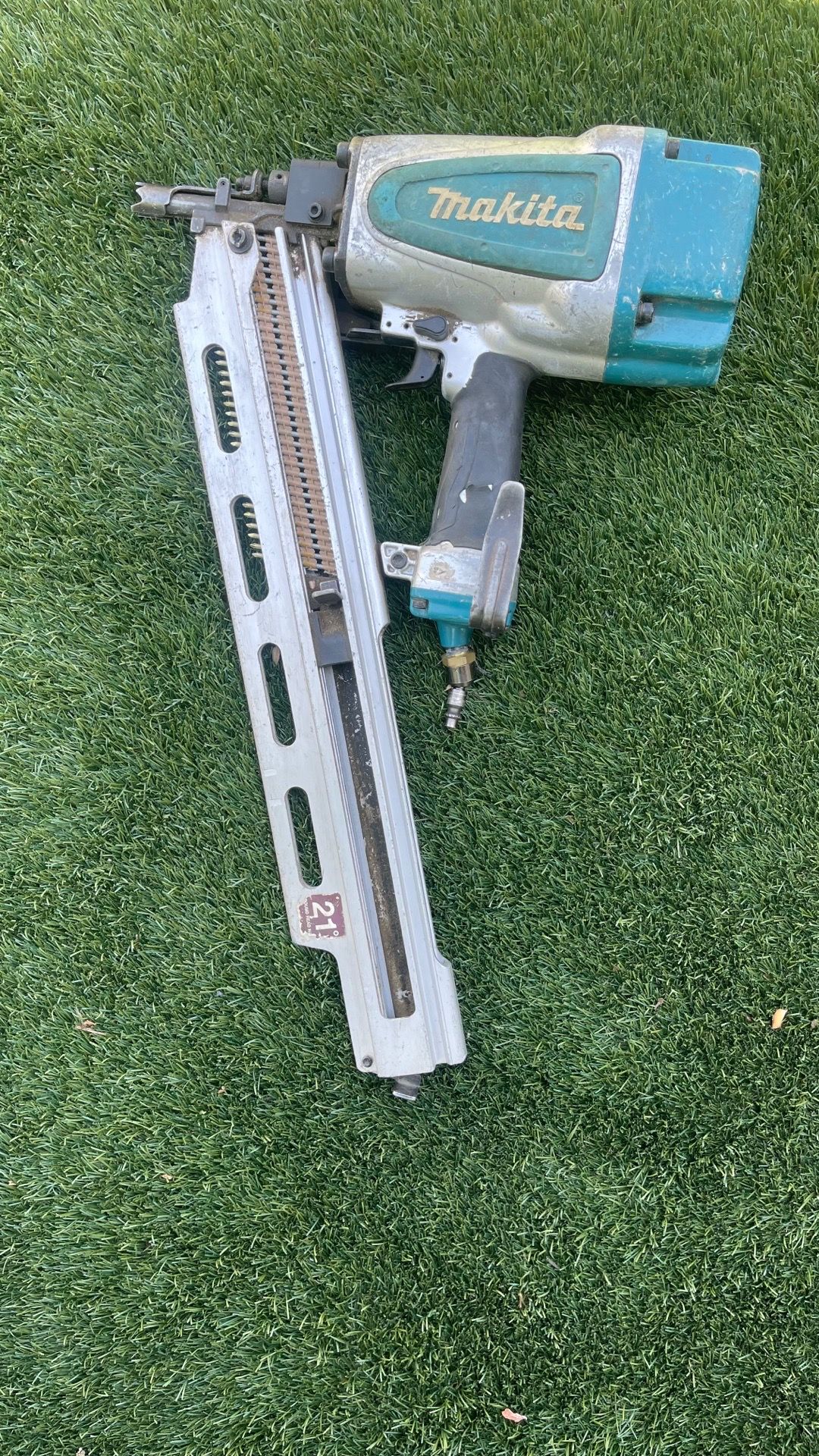 Makita AN924-R 21º Full Round Head 3-1/2" Framing Nailer