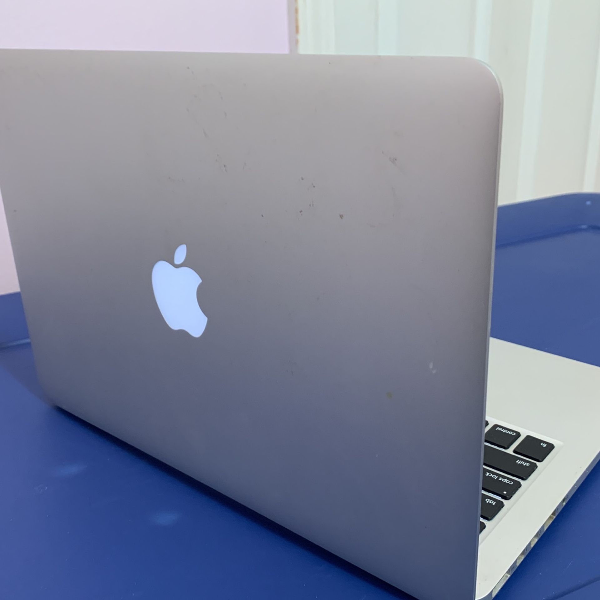 MacBook Pro (Retina, 13-inch, Mid 2014), 3GHz Dual-Core i7, 8GB 1600MHz DDR3