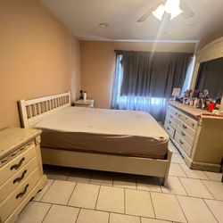 Bedroom Set