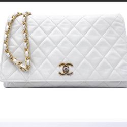 Auth CHANEL Classic White Gold Flap CC Vintage Purse Handbag Bag Crossbody Chain