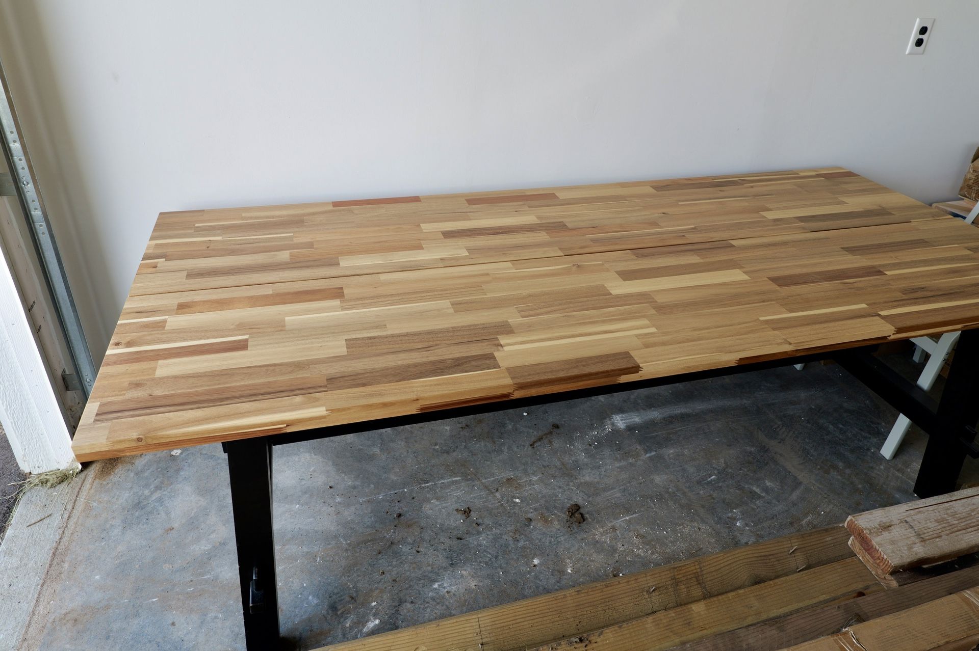 Dining Table – Assembled & Ready! (92” Long)
