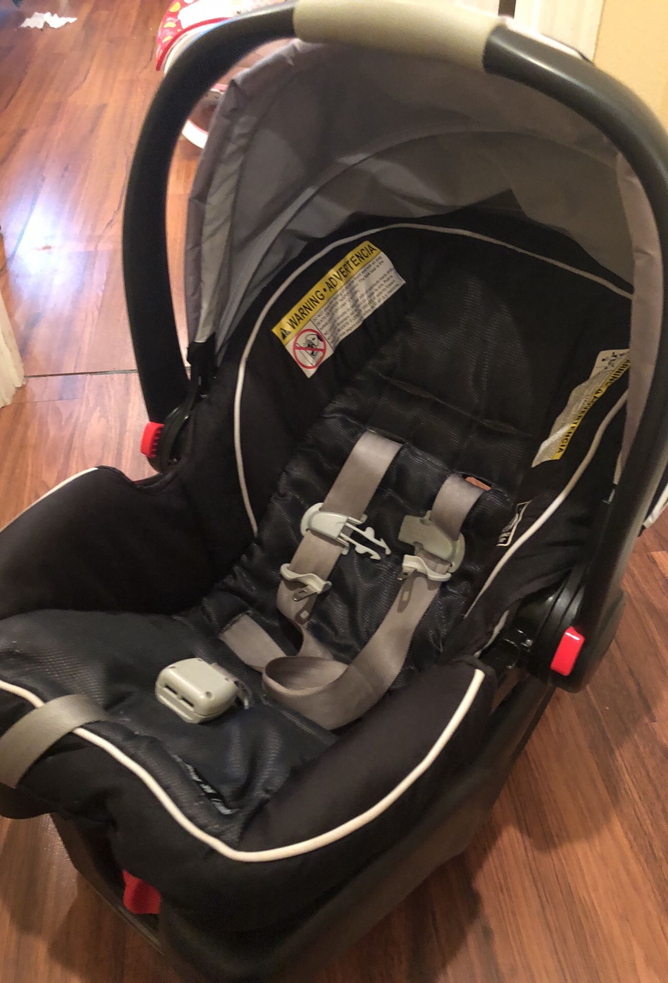 Graco Car seat & click connect Graco Stroller