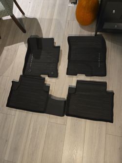 Maverick SuperCrew 2022-2027 All-Weather Floor Liner with Maverick Logo for Hybrid Models, 4-Piece - Black used