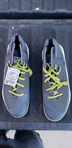 Under Armour Shoes 12/ 1.2