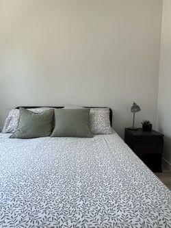Bedframe used  a couple of months