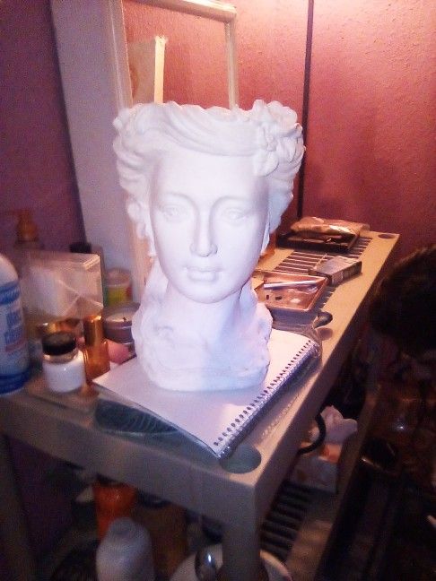 Statue Planting Head