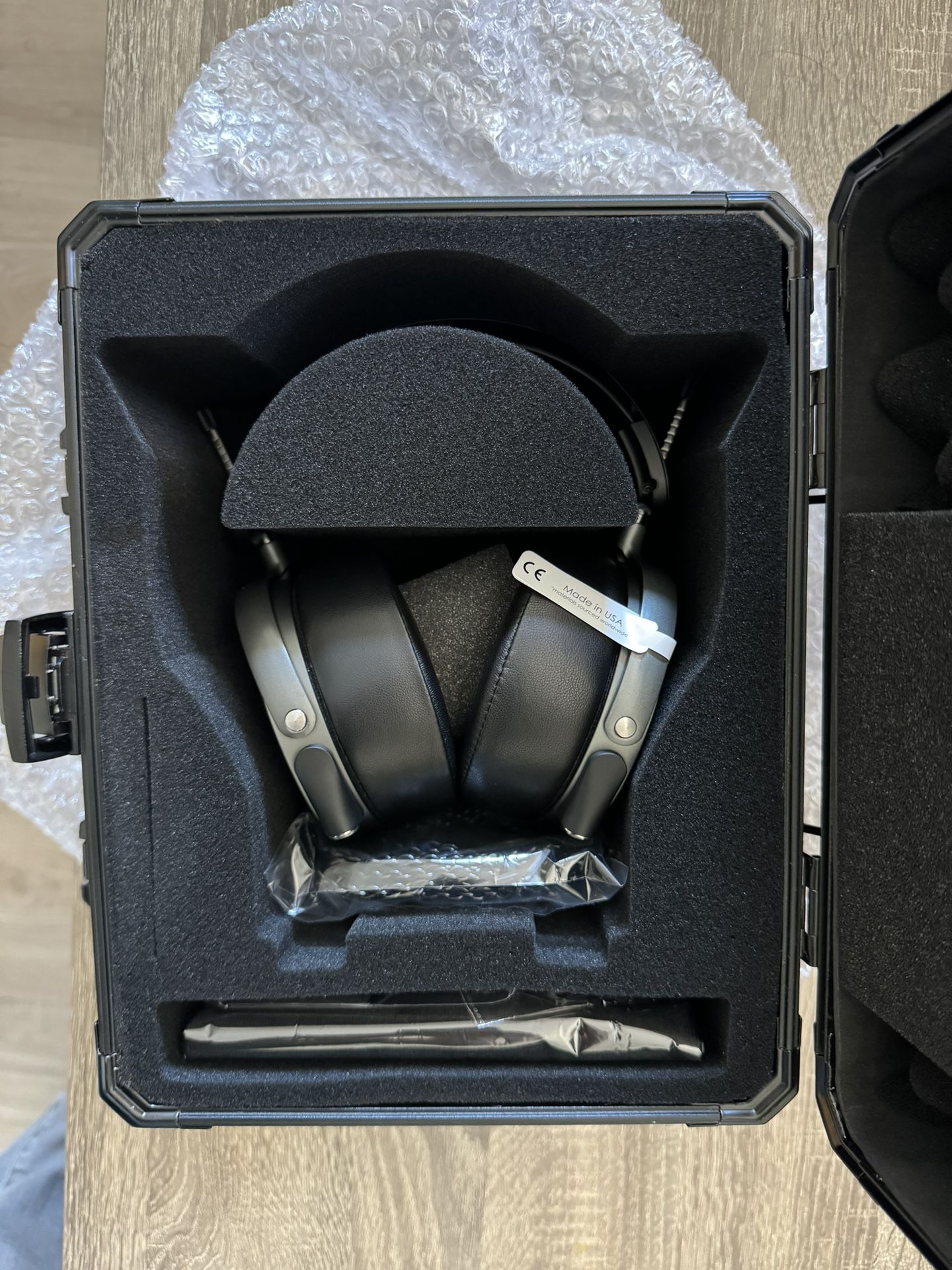 Audeze MM-500 Headphones - NEW / MINT