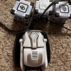 Anki Cozmo With New Batter