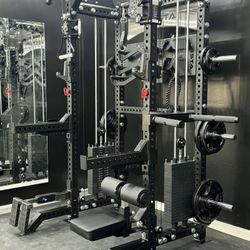 BRAND NEW SQUAT RACK POWER RACK FUNCTIONAL TRAINER - FREE DELIVERY 