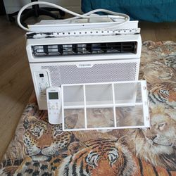 AC unit.. Toshiba... white