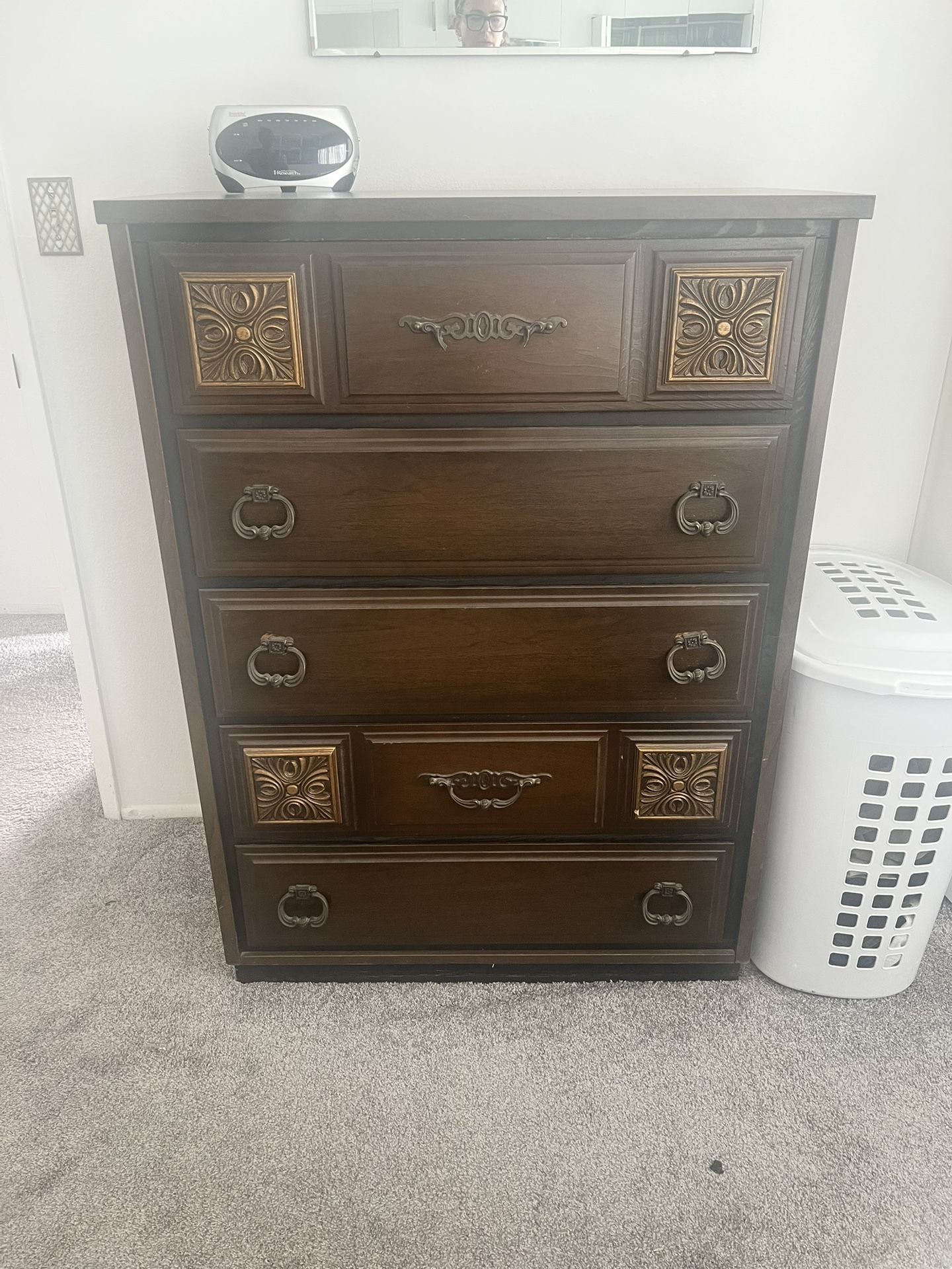 Full Set Of Bedroom Furniture