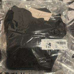 Brand New Dokotoo Black