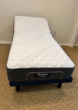 Beautyrest PressureSmart Mattress on Adjustable Base