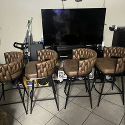 4 bar Stools