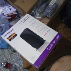Modem & Mouse 