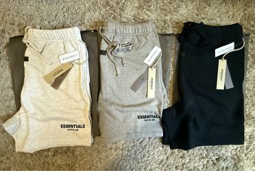 ESSENTIALS FEAR OF GOD SHORTS