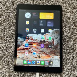iPad 7th Generation (2019) 128 GB 