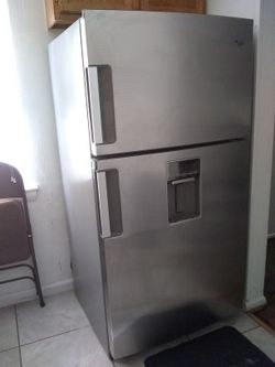 Whirlpool refrigerator