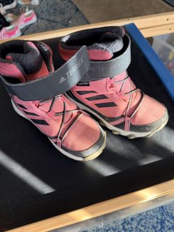 Snow Boots