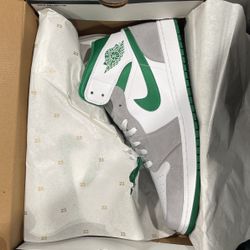AJ1 Air Jordan 1 Mid SE