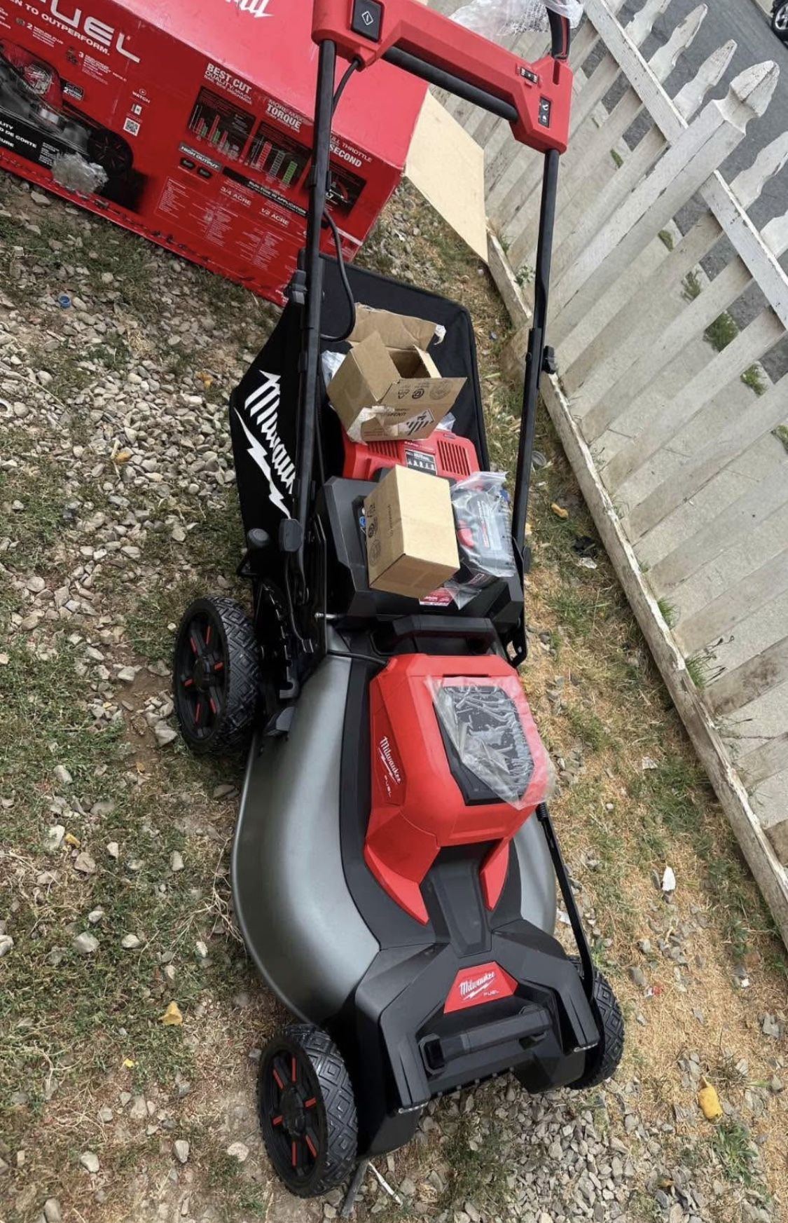 Milwaukee M18 FUEL Brushless Cordless 21 in. Walk Behind Dual Battery Self-Propelled Mower w/(2) 12.