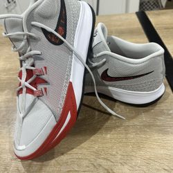 Men’s Size 14 Brand New Kyrie Basketball Shoes