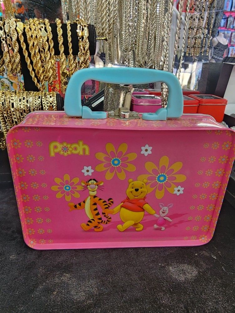 Vintage Disney Winnie The Pooh Lunch Box