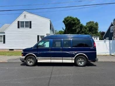2005 GMC Savana