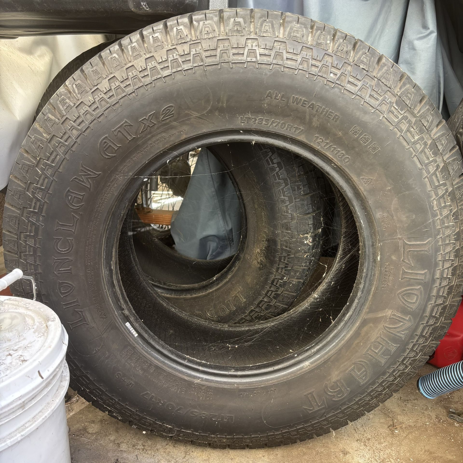 LT285/70R17 Tires