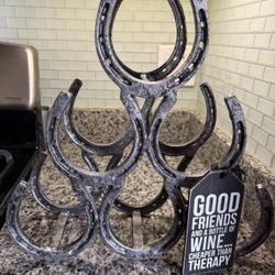 Horseshoe Wine Rack 