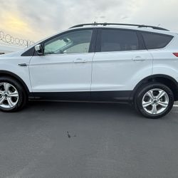 2016 Ford Escape 4wd SE