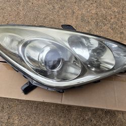 2004 2005 Lexus ES330 Right Headlight