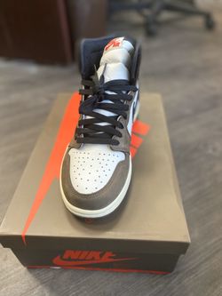 Travis Scott Jordan 1