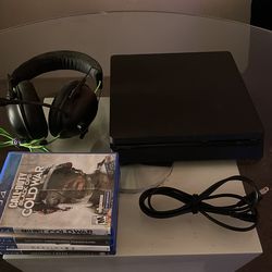 PS4 (Slim)