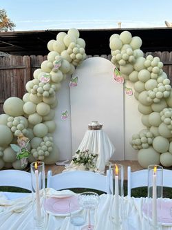 Balloon garland backdrop panels