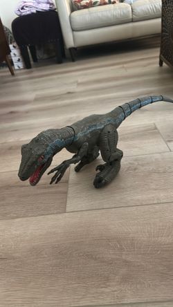 Alpha Raptor Dinosaur