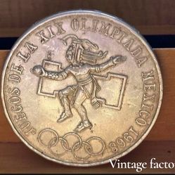 25 Pesos 1968. Vintage Coin Of Mexico. 