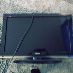 Toshiba 32 Inch Flat Screen TV