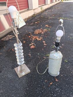 2 lamps