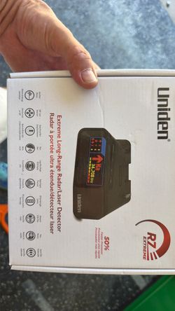 Uniden R7 Extreme