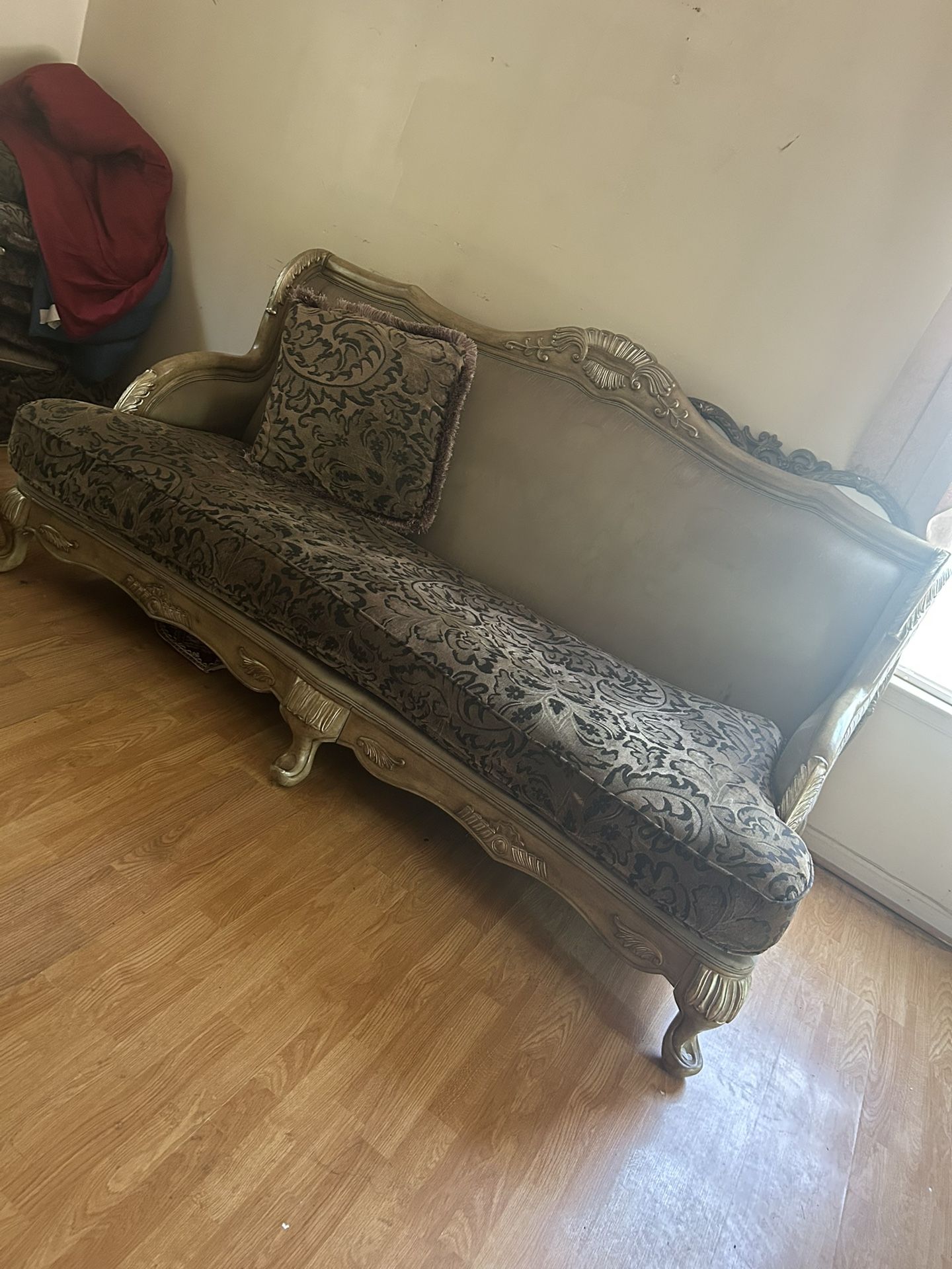 Antique sofa set