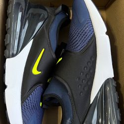 Nike AirMax 270