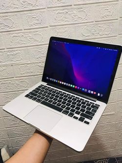 Apple MacBook Pro 13” Retina I5/8GB/256GB SSD $220