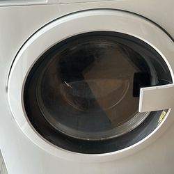 Electrolux front load washer 