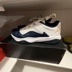 Jordan 11 CMFT Low 