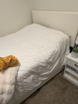 Full Size Bed
