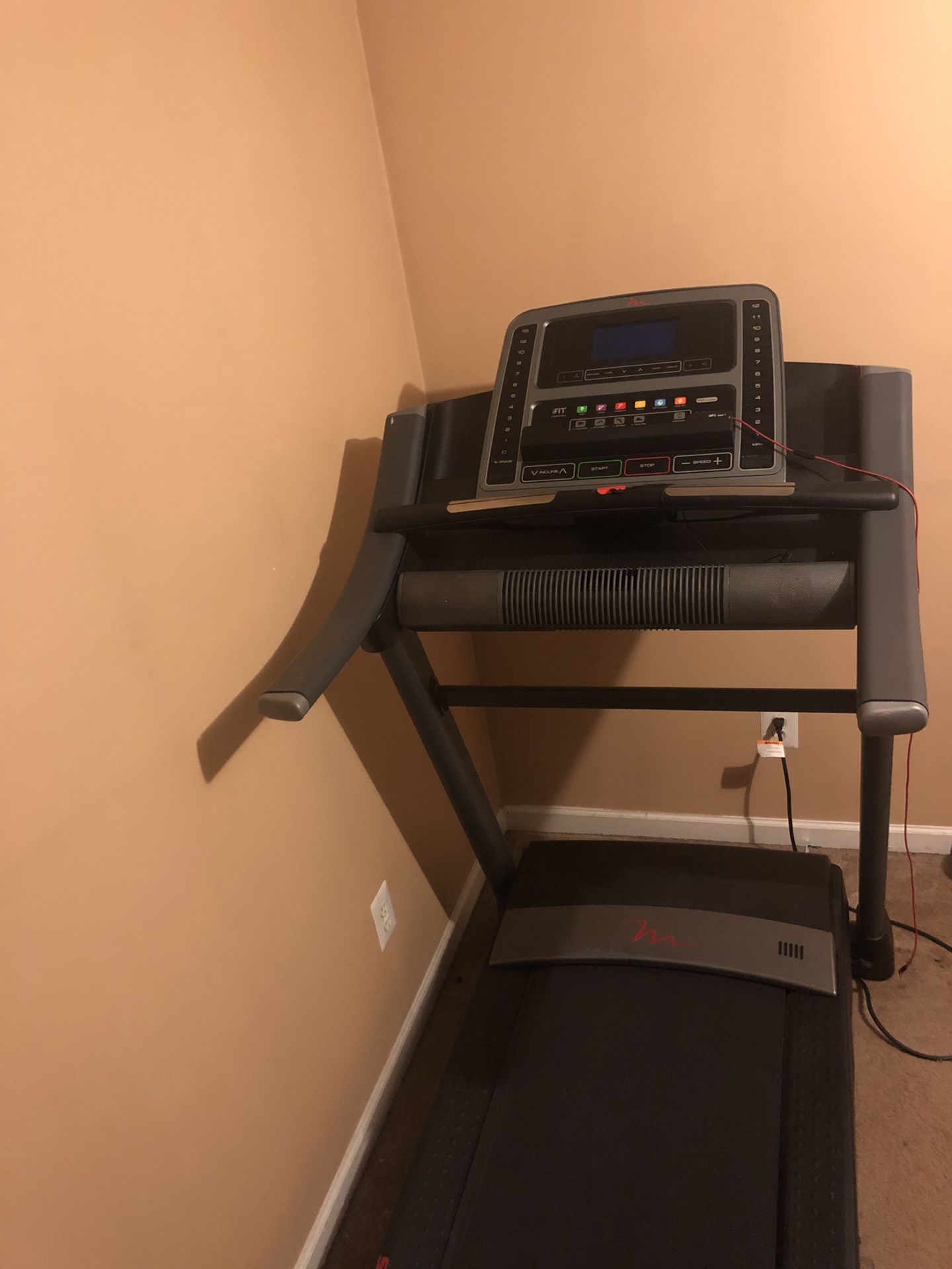 Freemotion treadmill
