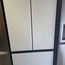 REFRIGERATOR  SAMSUNG FRENCH DOOR 36  W 